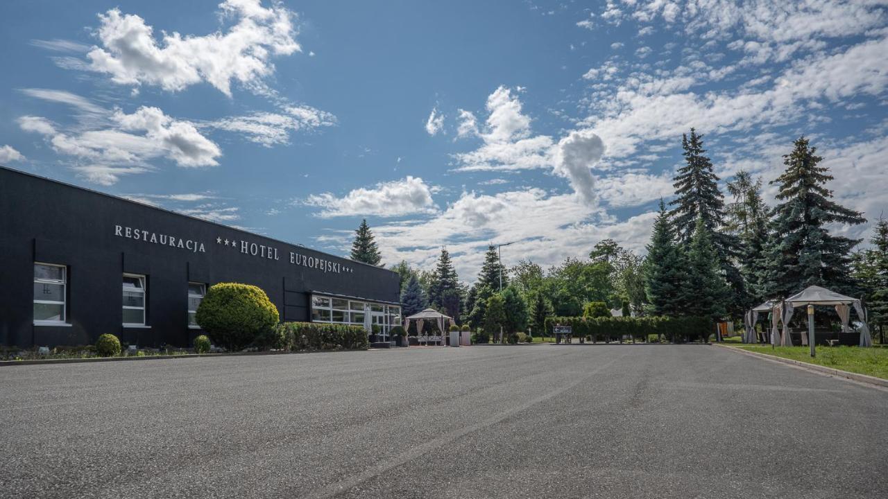 Hotel Europejski Nysa Extérieur photo