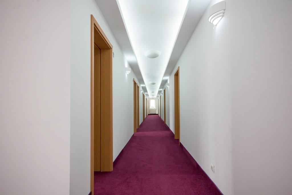 Hotel Europejski Nysa Extérieur photo